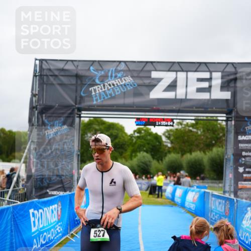 30.08.2026 - Elbe Triathlon Hamburg LAZAROV Photography http://msf.ph/oto/10030587 30.08.2026 10:25:05 Ziel 258, 527 meine-sportfotos.de