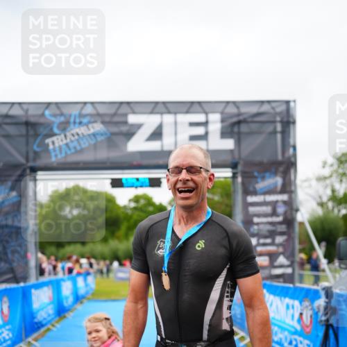 30.08.2026 - Elbe Triathlon Hamburg LAZAROV Photography http://msf.ph/oto/10030607 30.08.2026 10:25:22 Ziel  meine-sportfotos.de