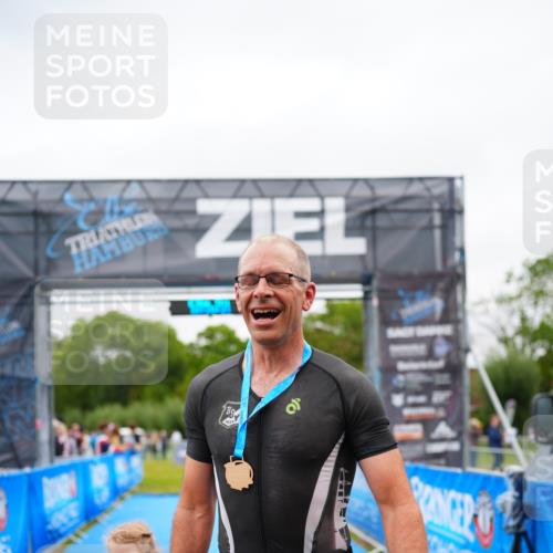30.08.2026 - Elbe Triathlon Hamburg LAZAROV Photography http://msf.ph/oto/10030608 30.08.2026 10:25:22 Ziel  meine-sportfotos.de