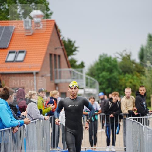 30.08.2026 - Elbe Triathlon Hamburg LAZAROV Photography http://msf.ph/oto/10030632 30.08.2026 08:23:30 Schwimmen 186, 207 meine-sportfotos.de