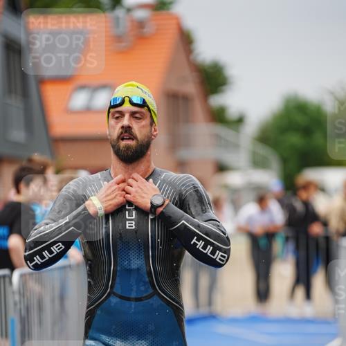 30.08.2026 - Elbe Triathlon Hamburg LAZAROV Photography http://msf.ph/oto/10030664 30.08.2026 08:23:54 Schwimmen 189, 190, 213, 226 meine-sportfotos.de