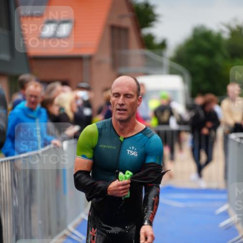 30.08.2026 - Elbe Triathlon Hamburg LAZAROV Photography http://msf.ph/oto/10030694 30.08.2026 08:25:54 Schwimmen 197, 199 meine-sportfotos.de