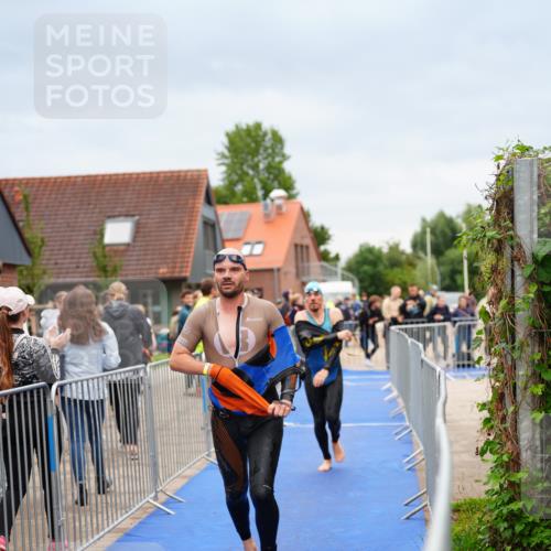30.08.2026 - Elbe Triathlon Hamburg LAZAROV Photography http://msf.ph/oto/10030703 30.08.2026 08:26:20 Schwimmen 188, 210, 221, 230 meine-sportfotos.de