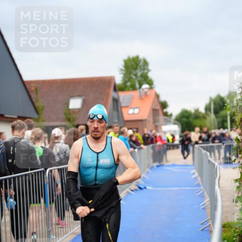 30.08.2026 - Elbe Triathlon Hamburg LAZAROV Photography http://msf.ph/oto/10030704 30.08.2026 08:26:22 Schwimmen 188, 210, 221, 230 meine-sportfotos.de