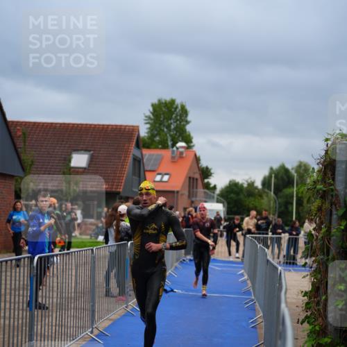 30.08.2026 - Elbe Triathlon Hamburg LAZAROV Photography http://msf.ph/oto/10030706 30.08.2026 08:27:08 Schwimmen 191, 227, 229 meine-sportfotos.de
