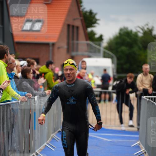 30.08.2026 - Elbe Triathlon Hamburg LAZAROV Photography http://msf.ph/oto/10030713 30.08.2026 08:27:17 Schwimmen 191, 227, 229, 240 meine-sportfotos.de