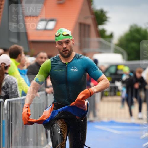 30.08.2026 - Elbe Triathlon Hamburg LAZAROV Photography http://msf.ph/oto/10030805 30.08.2026 08:28:23 Schwimmen 183, 198 meine-sportfotos.de