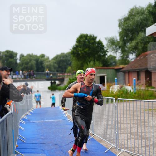 30.08.2026 - Elbe Triathlon Hamburg LAZAROV Photography http://msf.ph/oto/10030945 30.08.2026 08:31:47 Schwimmen 200, 228 meine-sportfotos.de