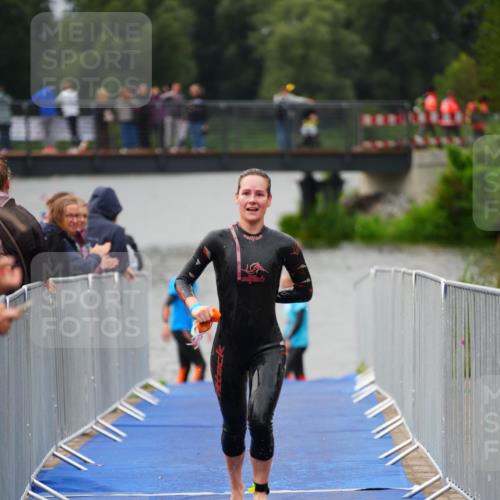 30.08.2026 - Elbe Triathlon Hamburg LAZAROV Photography http://msf.ph/oto/10031036 30.08.2026 08:33:05 Schwimmen 390 meine-sportfotos.de