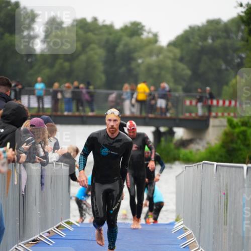 30.08.2026 - Elbe Triathlon Hamburg LAZAROV Photography http://msf.ph/oto/10031207 30.08.2026 08:35:56 Schwimmen 312 meine-sportfotos.de