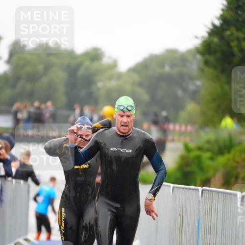 30.08.2026 - Elbe Triathlon Hamburg LAZAROV Photography http://msf.ph/oto/10031249 30.08.2026 08:36:04 Schwimmen 254, 280, 312, 356 meine-sportfotos.de