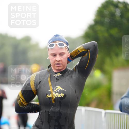 30.08.2026 - Elbe Triathlon Hamburg LAZAROV Photography http://msf.ph/oto/10031262 30.08.2026 08:36:06 Schwimmen 254, 280, 312, 356, 374 meine-sportfotos.de