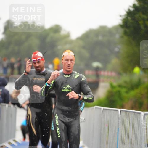 30.08.2026 - Elbe Triathlon Hamburg LAZAROV Photography http://msf.ph/oto/10031381 30.08.2026 08:36:39 Schwimmen 244, 307, 308, 326, 328, 360, 388 meine-sportfotos.de