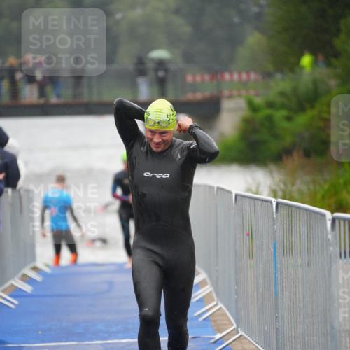 30.08.2026 - Elbe Triathlon Hamburg LAZAROV Photography http://msf.ph/oto/10031485 30.08.2026 08:37:01 Schwimmen 268, 272, 290, 372, 382 meine-sportfotos.de