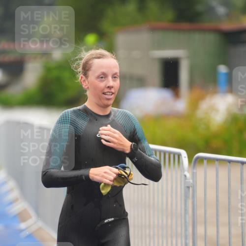 30.08.2026 - Elbe Triathlon Hamburg LAZAROV Photography http://msf.ph/oto/10031781 30.08.2026 08:38:33 Schwimmen 286, 324, 366 meine-sportfotos.de