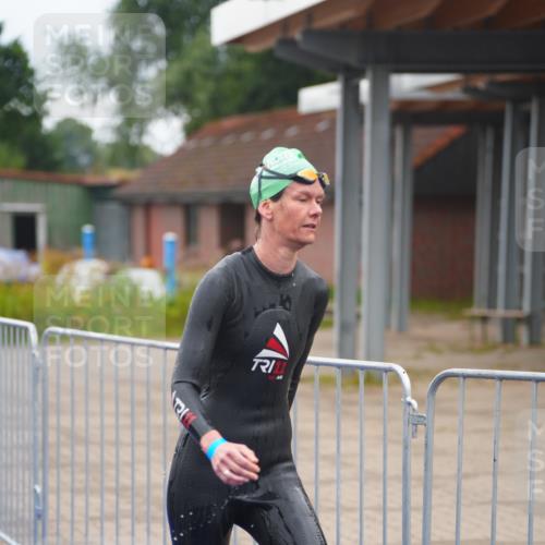 30.08.2026 - Elbe Triathlon Hamburg LAZAROV Photography http://msf.ph/oto/10031837 30.08.2026 08:38:57 Schwimmen 262, 275, 353 meine-sportfotos.de