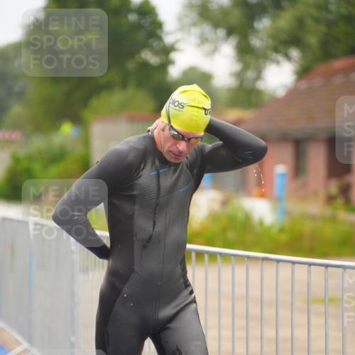 30.08.2026 - Elbe Triathlon Hamburg LAZAROV Photography http://msf.ph/oto/10031866 30.08.2026 08:39:06 Schwimmen 251, 255, 275, 284, 353 meine-sportfotos.de