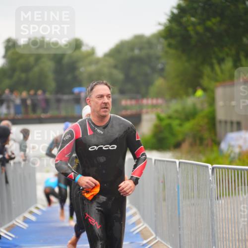 30.08.2026 - Elbe Triathlon Hamburg LAZAROV Photography http://msf.ph/oto/10031955 30.08.2026 08:39:32 Schwimmen 263, 270, 285, 297, 347, 389, 391, 411 meine-sportfotos.de