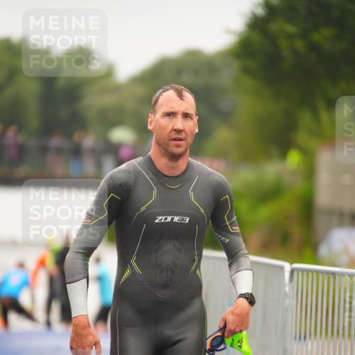 30.08.2026 - Elbe Triathlon Hamburg LAZAROV Photography http://msf.ph/oto/10032154 30.08.2026 08:40:42 Schwimmen 258, 288, 343, 383 meine-sportfotos.de