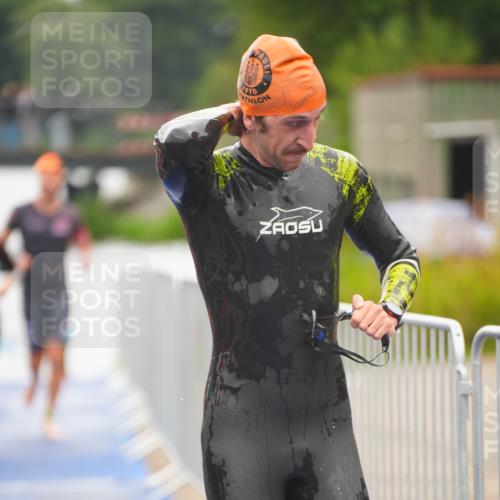 30.08.2026 - Elbe Triathlon Hamburg LAZAROV Photography http://msf.ph/oto/10032313 30.08.2026 08:41:25 Schwimmen 245, 259, 273, 279, 292, 305, 317, 329, 376, 393 meine-sportfotos.de