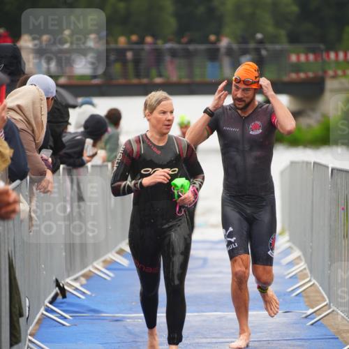 30.08.2026 - Elbe Triathlon Hamburg LAZAROV Photography http://msf.ph/oto/10032324 30.08.2026 08:41:27 Schwimmen 245, 259, 273, 279, 292, 305, 317, 376 meine-sportfotos.de