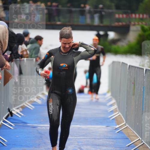 30.08.2026 - Elbe Triathlon Hamburg LAZAROV Photography http://msf.ph/oto/10032379 30.08.2026 08:41:44 Schwimmen 292, 298, 325, 354, 363, 379 meine-sportfotos.de
