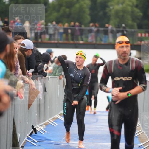 30.08.2026 - Elbe Triathlon Hamburg LAZAROV Photography http://msf.ph/oto/10032402 30.08.2026 08:41:50 Schwimmen 298, 325, 363, 379 meine-sportfotos.de