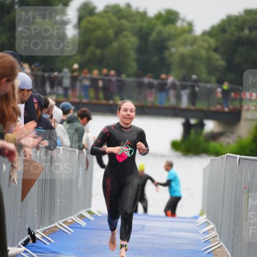 30.08.2026 - Elbe Triathlon Hamburg LAZAROV Photography http://msf.ph/oto/10032461 30.08.2026 08:42:19 Schwimmen 358 meine-sportfotos.de