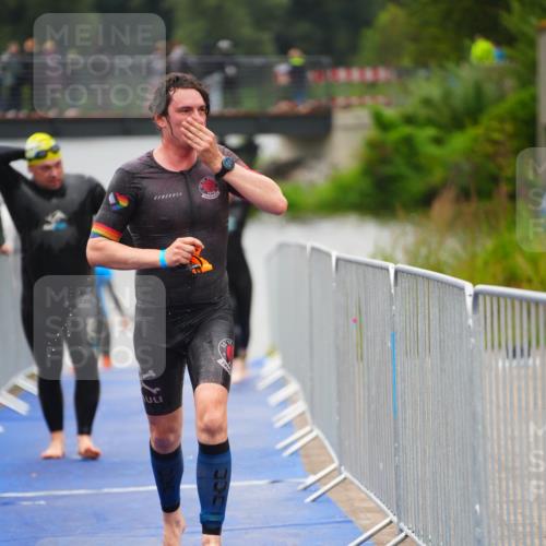 30.08.2026 - Elbe Triathlon Hamburg LAZAROV Photography http://msf.ph/oto/10032624 30.08.2026 08:43:26 Schwimmen 267, 283, 319, 362 meine-sportfotos.de