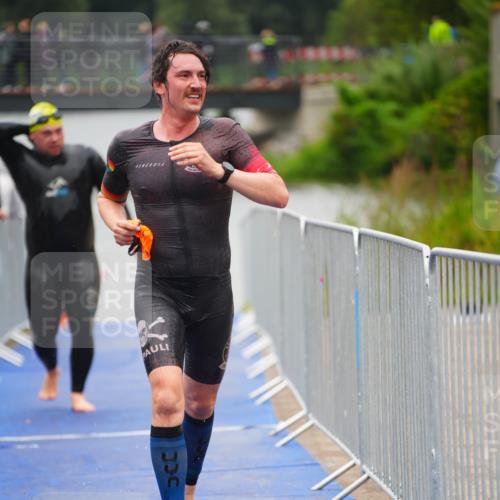 30.08.2026 - Elbe Triathlon Hamburg LAZAROV Photography http://msf.ph/oto/10032627 30.08.2026 08:43:26 Schwimmen 267, 283, 319, 362 meine-sportfotos.de