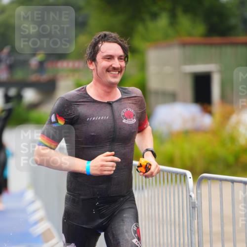 30.08.2026 - Elbe Triathlon Hamburg LAZAROV Photography http://msf.ph/oto/10032636 30.08.2026 08:43:27 Schwimmen 267, 283, 319, 362, 381 meine-sportfotos.de