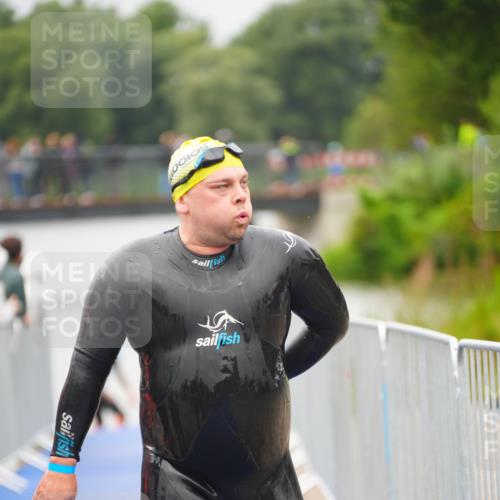 30.08.2026 - Elbe Triathlon Hamburg LAZAROV Photography http://msf.ph/oto/10032658 30.08.2026 08:43:32 Schwimmen 267, 283, 319, 381 meine-sportfotos.de
