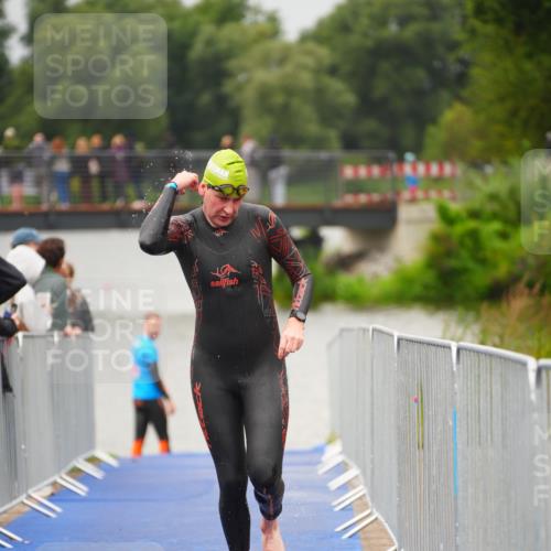 30.08.2026 - Elbe Triathlon Hamburg LAZAROV Photography http://msf.ph/oto/10032728 30.08.2026 08:44:18 Schwimmen 276, 445 meine-sportfotos.de