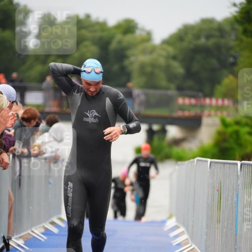 30.08.2026 - Elbe Triathlon Hamburg LAZAROV Photography http://msf.ph/oto/10032984 30.08.2026 08:47:43 Schwimmen 412, 432, 502 meine-sportfotos.de