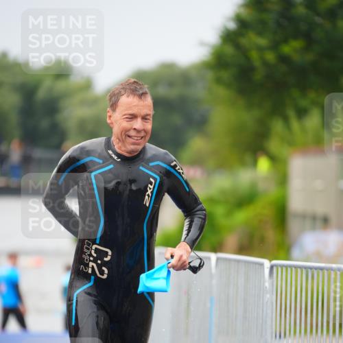 30.08.2026 - Elbe Triathlon Hamburg LAZAROV Photography http://msf.ph/oto/10033036 30.08.2026 08:48:04 Schwimmen 264, 266, 485 meine-sportfotos.de