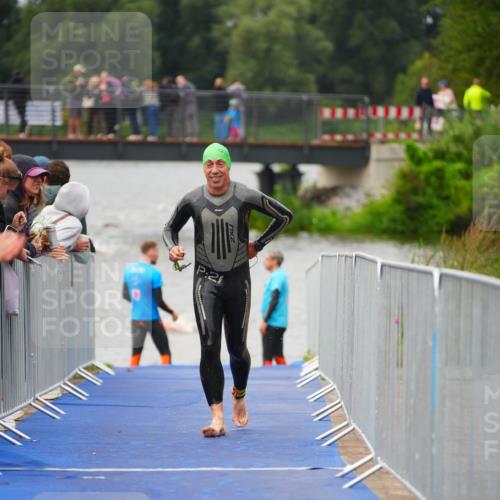 30.08.2026 - Elbe Triathlon Hamburg LAZAROV Photography http://msf.ph/oto/10033072 30.08.2026 08:48:31 Schwimmen 261, 458 meine-sportfotos.de