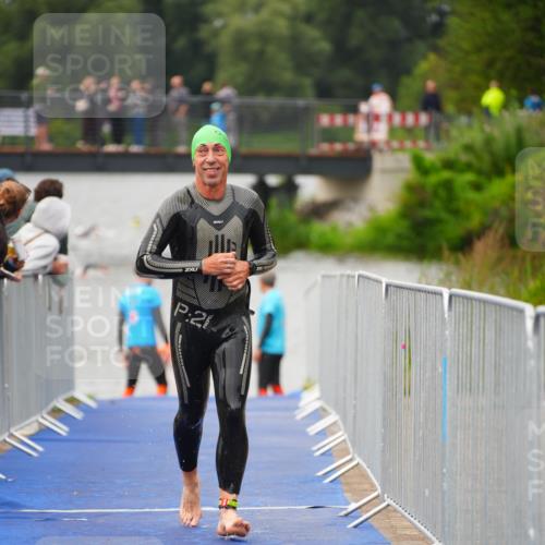 30.08.2026 - Elbe Triathlon Hamburg LAZAROV Photography http://msf.ph/oto/10033081 30.08.2026 08:48:32 Schwimmen 261, 458 meine-sportfotos.de