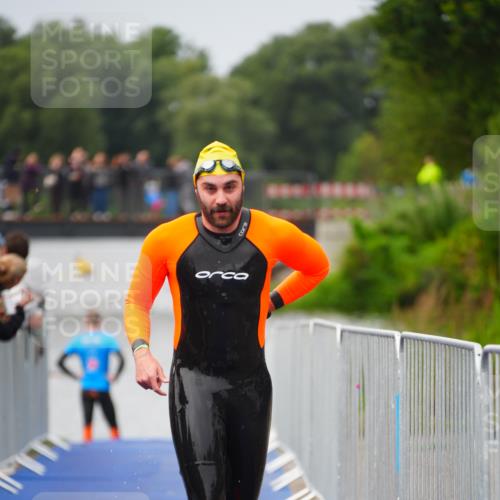 30.08.2026 - Elbe Triathlon Hamburg LAZAROV Photography http://msf.ph/oto/10033123 30.08.2026 08:48:52 Schwimmen 470 meine-sportfotos.de