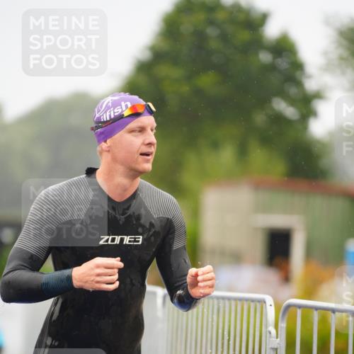 30.08.2026 - Elbe Triathlon Hamburg LAZAROV Photography http://msf.ph/oto/10033382 30.08.2026 08:50:28 Schwimmen 444, 446, 480 meine-sportfotos.de