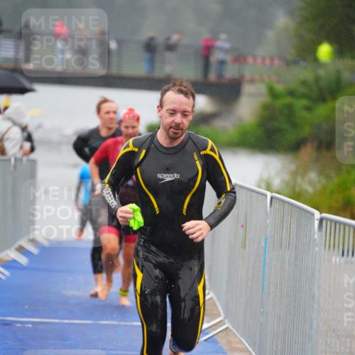 30.08.2026 - Elbe Triathlon Hamburg LAZAROV Photography http://msf.ph/oto/10033390 30.08.2026 08:50:38 Schwimmen 346, 423, 446, 459 meine-sportfotos.de