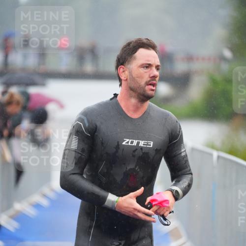 30.08.2026 - Elbe Triathlon Hamburg LAZAROV Photography http://msf.ph/oto/10033478 30.08.2026 08:51:06 Schwimmen 484, 689, 916 meine-sportfotos.de