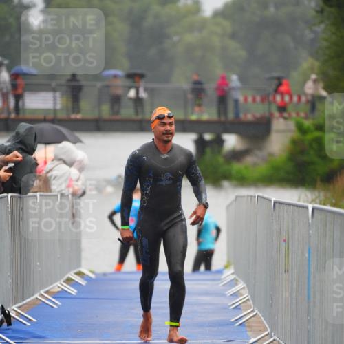 30.08.2026 - Elbe Triathlon Hamburg LAZAROV Photography http://msf.ph/oto/10033648 30.08.2026 08:52:01 Schwimmen 405, 420, 425, 426, 428, 430, 481, 493 meine-sportfotos.de