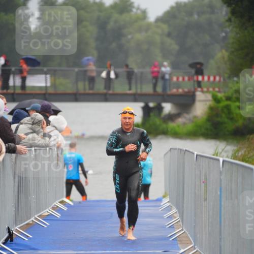30.08.2026 - Elbe Triathlon Hamburg LAZAROV Photography http://msf.ph/oto/10033704 30.08.2026 08:53:08 Schwimmen 364, 613 meine-sportfotos.de