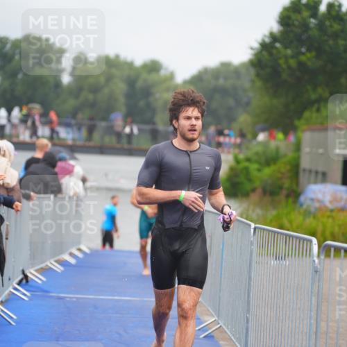 30.08.2026 - Elbe Triathlon Hamburg LAZAROV Photography http://msf.ph/oto/10033913 30.08.2026 08:54:22 Schwimmen 415, 431, 451, 482 meine-sportfotos.de