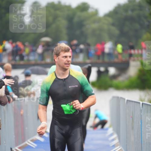30.08.2026 - Elbe Triathlon Hamburg LAZAROV Photography http://msf.ph/oto/10034035 30.08.2026 08:55:53 Schwimmen 449, 504, 532, 542, 543, 544, 622 meine-sportfotos.de