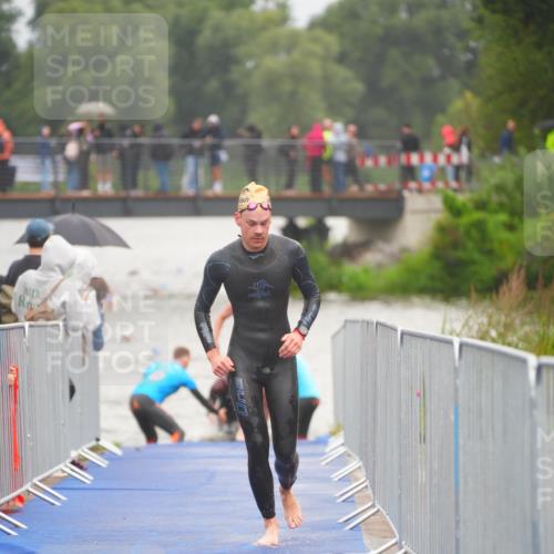 30.08.2026 - Elbe Triathlon Hamburg LAZAROV Photography http://msf.ph/oto/10034093 30.08.2026 08:56:04 Schwimmen 449, 512, 532, 534, 542, 544 meine-sportfotos.de