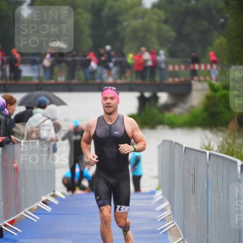 30.08.2026 - Elbe Triathlon Hamburg LAZAROV Photography http://msf.ph/oto/10034149 30.08.2026 08:56:26 Schwimmen 429, 436, 498 meine-sportfotos.de