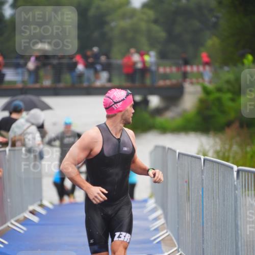 30.08.2026 - Elbe Triathlon Hamburg LAZAROV Photography http://msf.ph/oto/10034158 30.08.2026 08:56:27 Schwimmen 429, 436, 498 meine-sportfotos.de