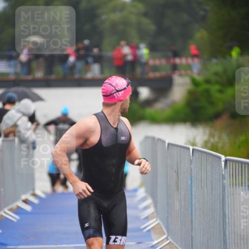 30.08.2026 - Elbe Triathlon Hamburg LAZAROV Photography http://msf.ph/oto/10034160 30.08.2026 08:56:27 Schwimmen 429, 436, 498 meine-sportfotos.de