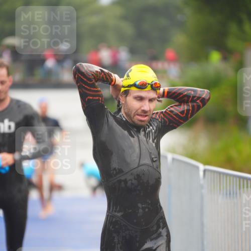 30.08.2026 - Elbe Triathlon Hamburg LAZAROV Photography http://msf.ph/oto/10034185 30.08.2026 08:56:40 Schwimmen 434, 436, 488, 490 meine-sportfotos.de